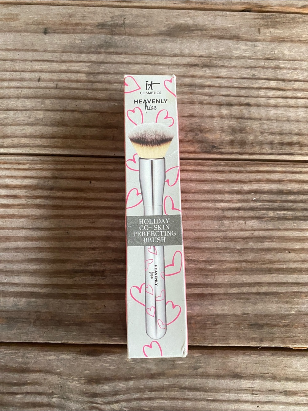 it cosmetics Heavenly Luxe Holiday CC+Skin Perfecting Brush - Pink & Silver